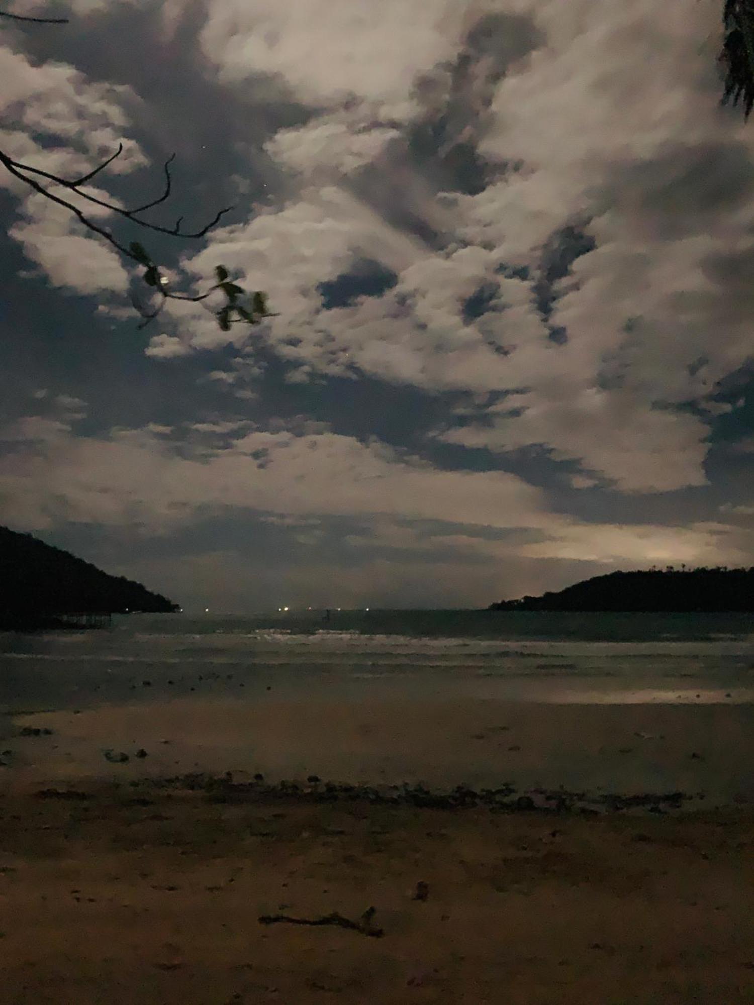 Easy Tiger - M'Pai Bay Beach, Koh Rong Sanloem Buitenkant foto