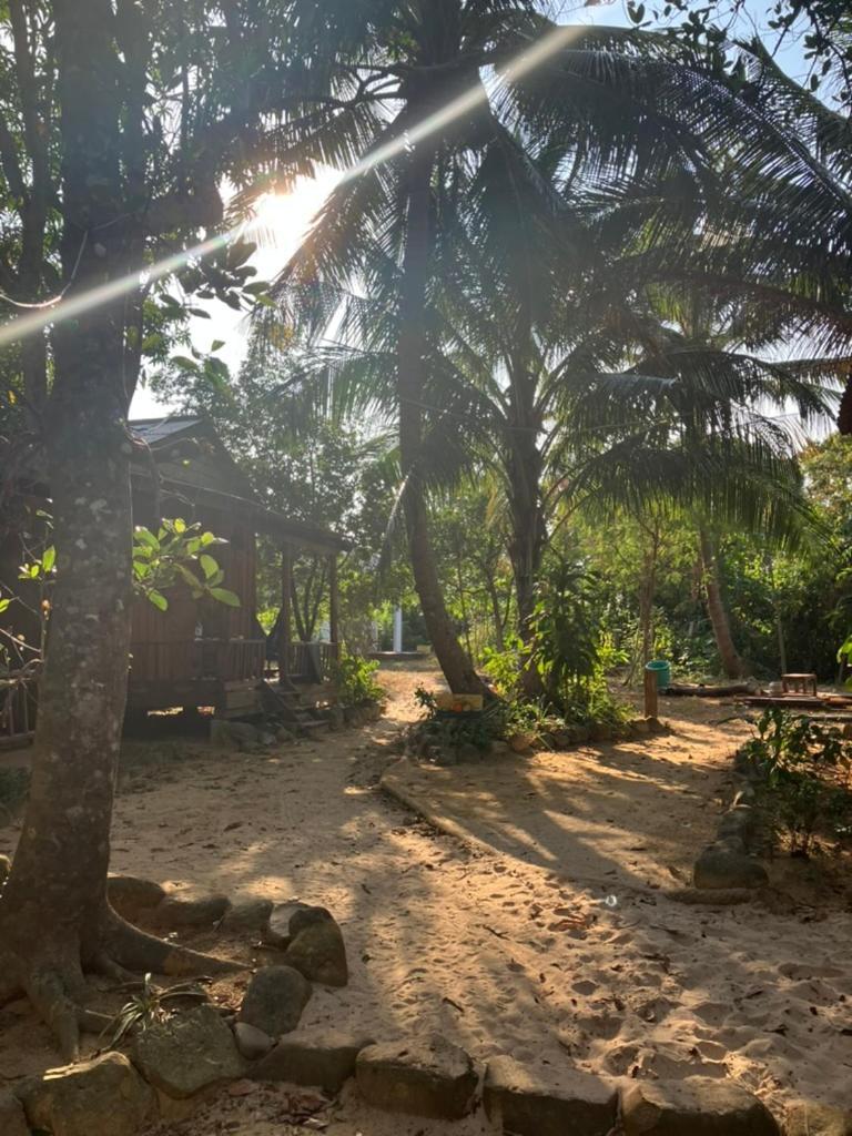 Easy Tiger - M'Pai Bay Beach, Koh Rong Sanloem Buitenkant foto